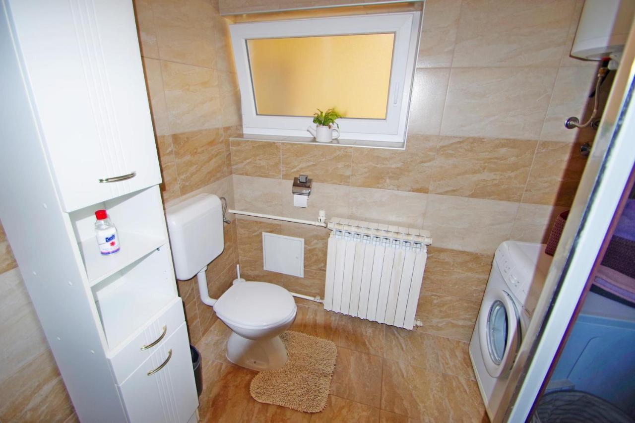 Apartment Suzi Valdebek Пула Экстерьер фото